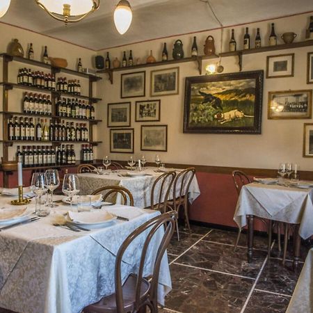 Albergo Ristorante Garibaldi Cisterna d'Asti Bagian luar foto