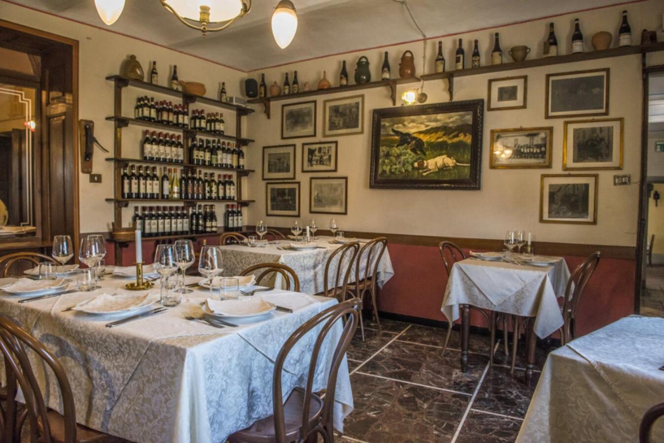 Albergo Ristorante Garibaldi Cisterna d'Asti Bagian luar foto