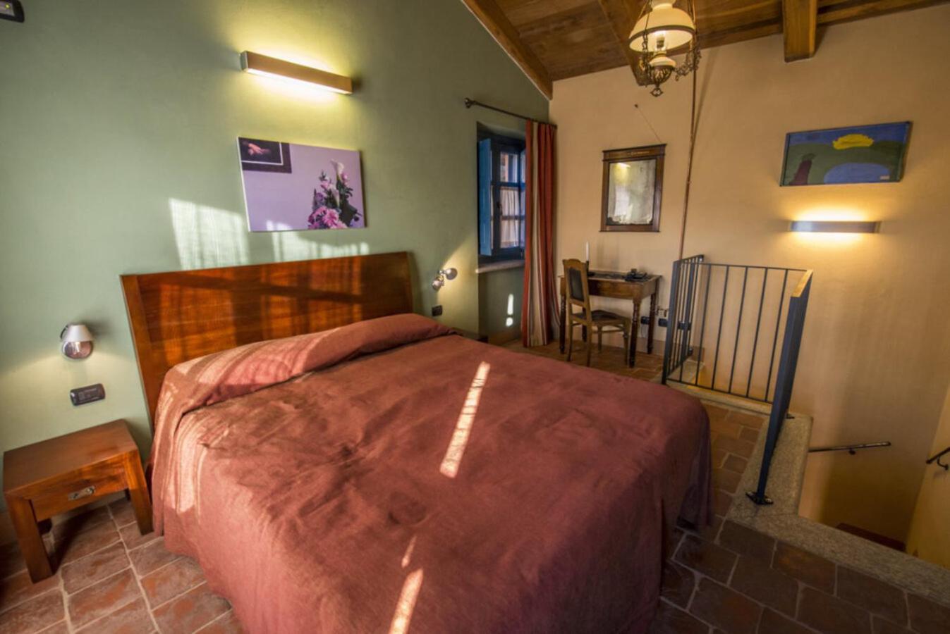 Albergo Ristorante Garibaldi Cisterna d'Asti Bagian luar foto