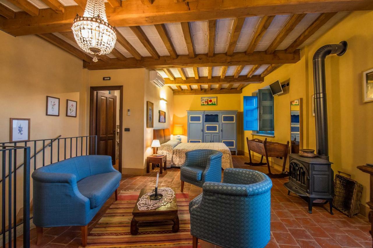 Albergo Ristorante Garibaldi Cisterna d'Asti Bagian luar foto