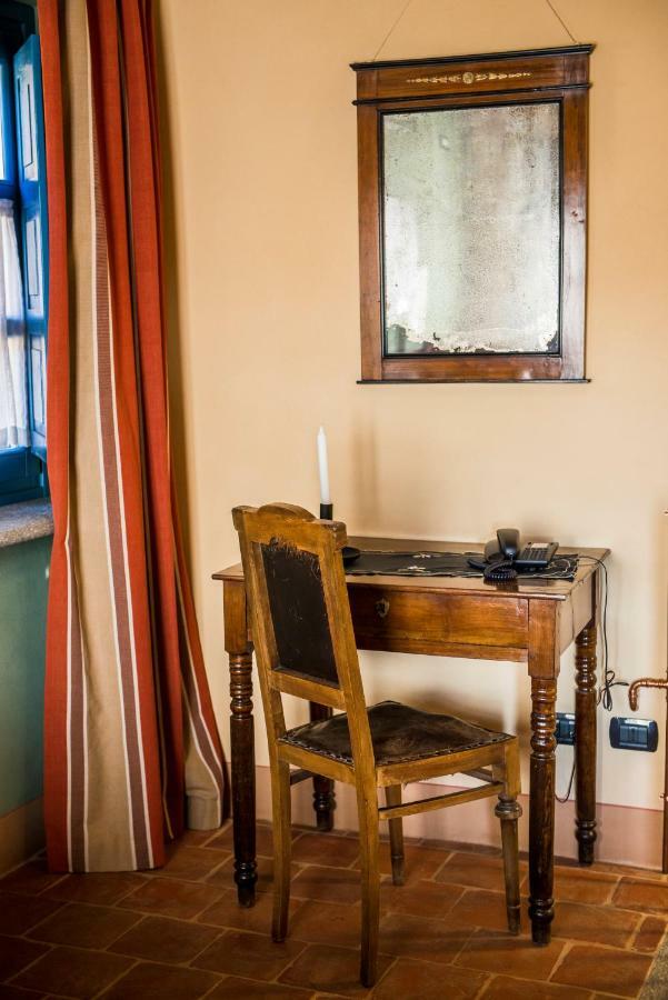 Albergo Ristorante Garibaldi Cisterna d'Asti Bagian luar foto