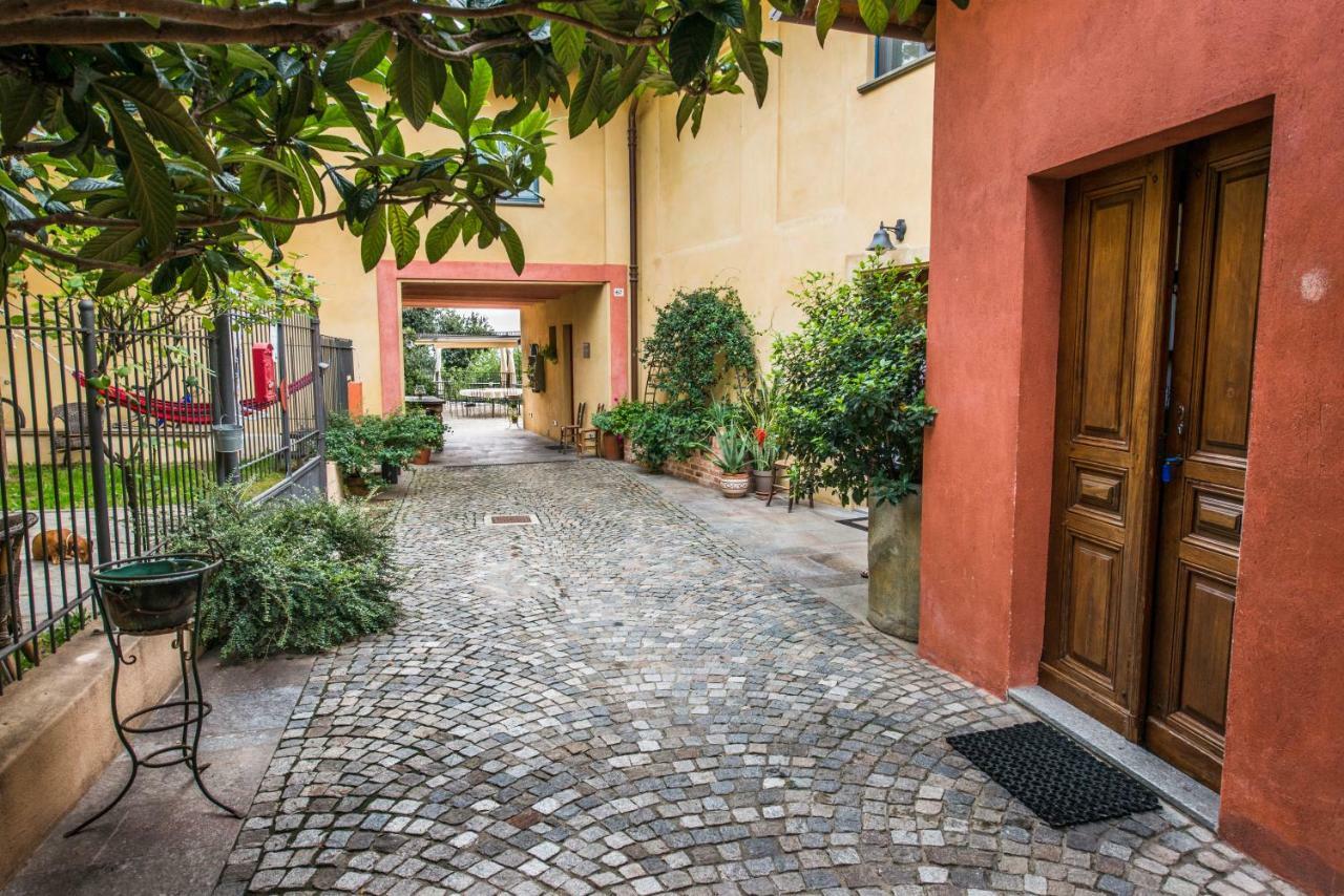 Albergo Ristorante Garibaldi Cisterna d'Asti Bagian luar foto